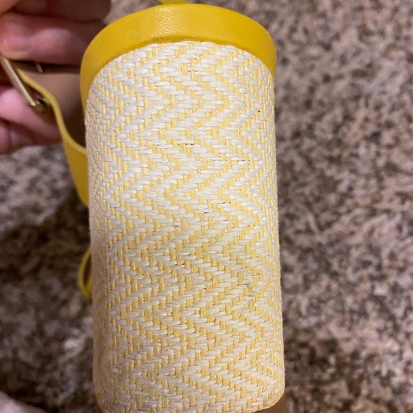 Heels - Picture 3 of 4